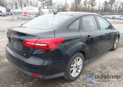 2016 Ford Focus Se z USA, uszkodzony, nr VIN 1FADP3F24GL371538